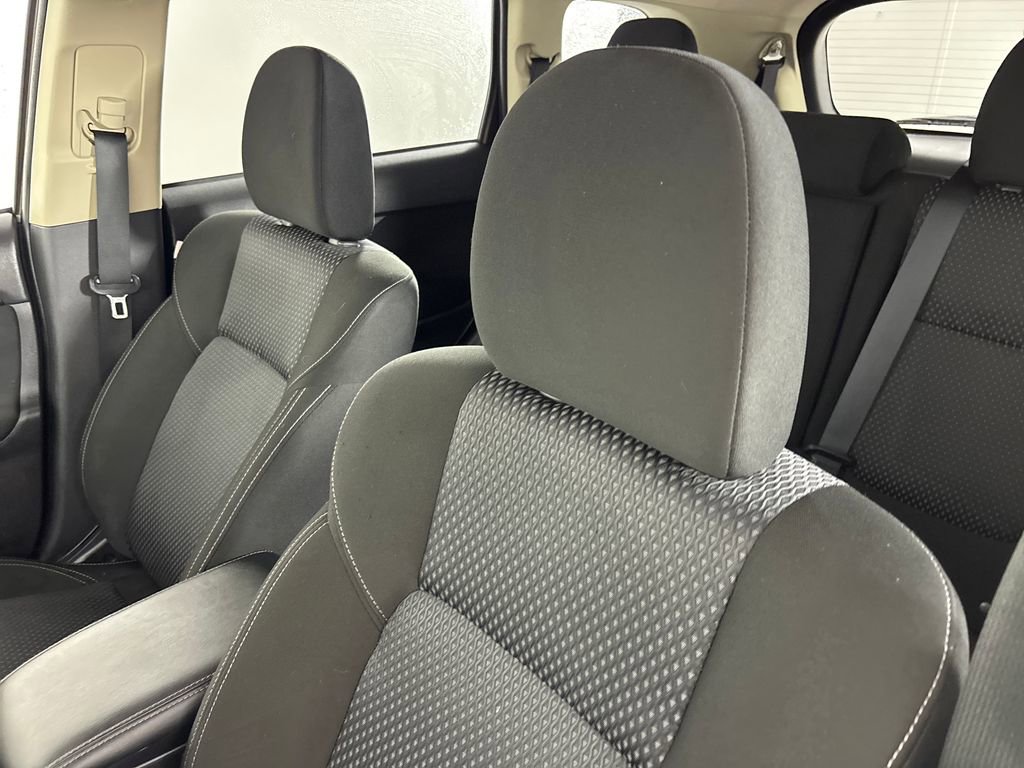 Used 2019 Mitsubishi Outlander ES image 9