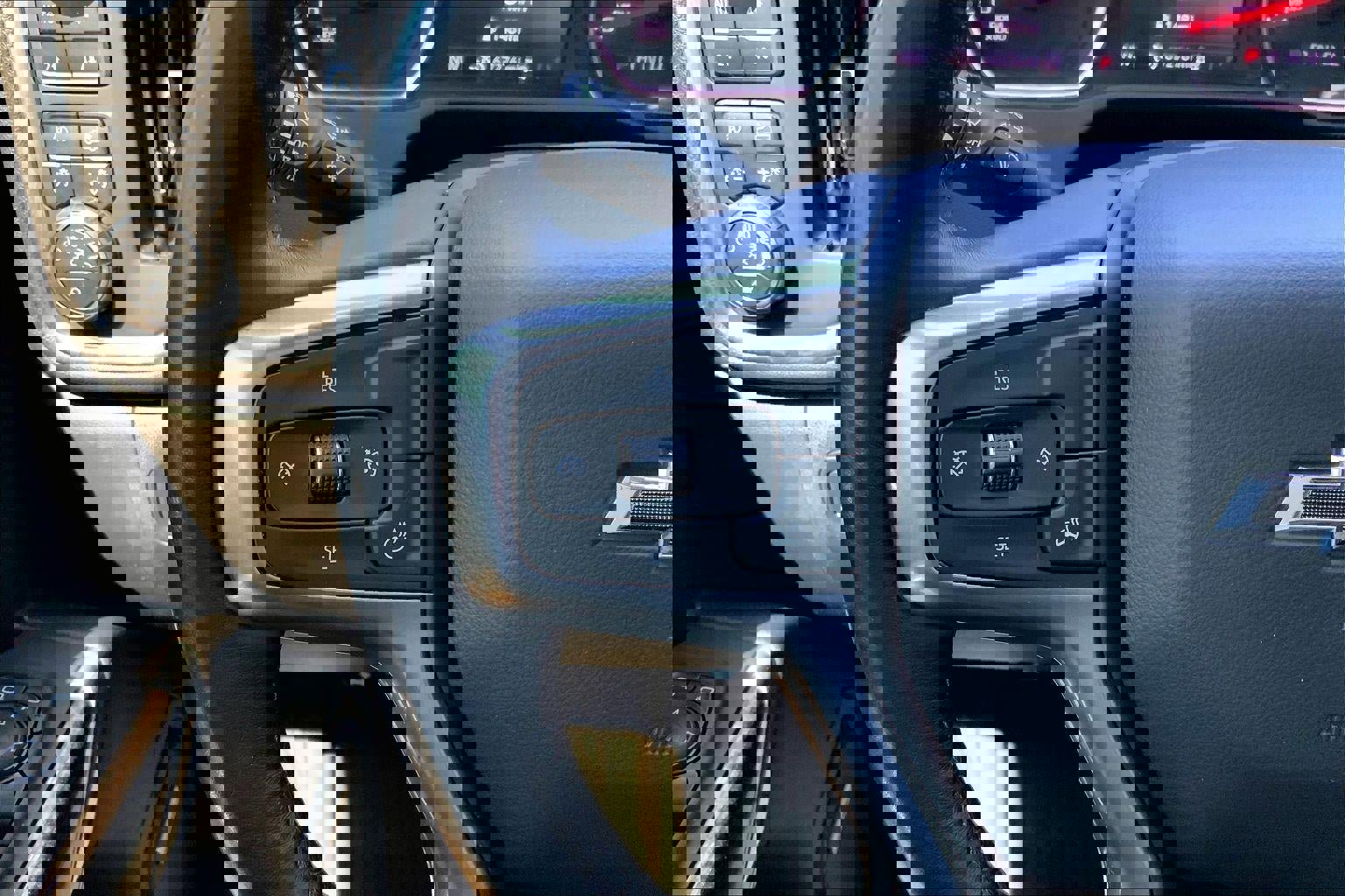 Used 2022 Chevrolet Silverado 1500 LT Trail Boss w/ LT Trail Boss Premium Package image 19