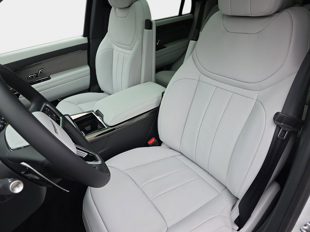 New 2026 Land Rover Range Rover Sport SE AWD/4WD image 15