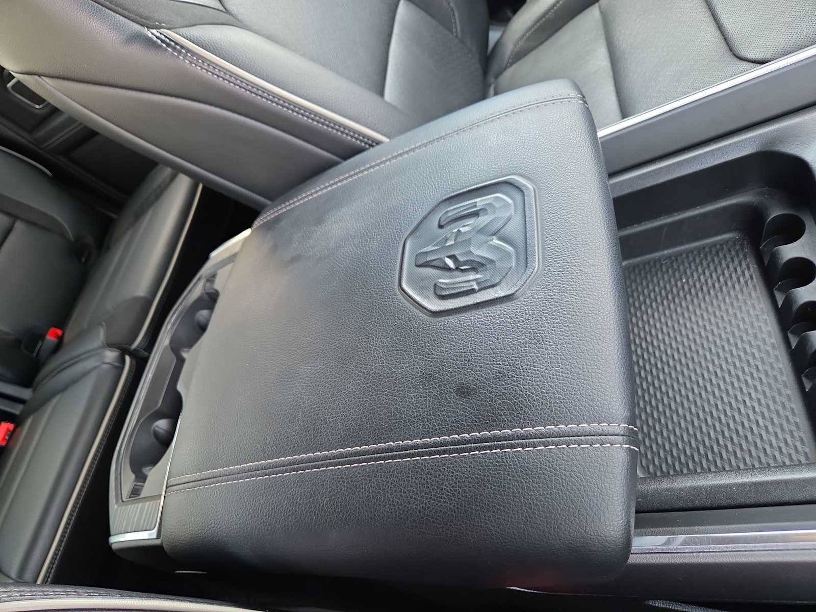 Used 2023 RAM 1500 Laramie AWD/4WD image 20