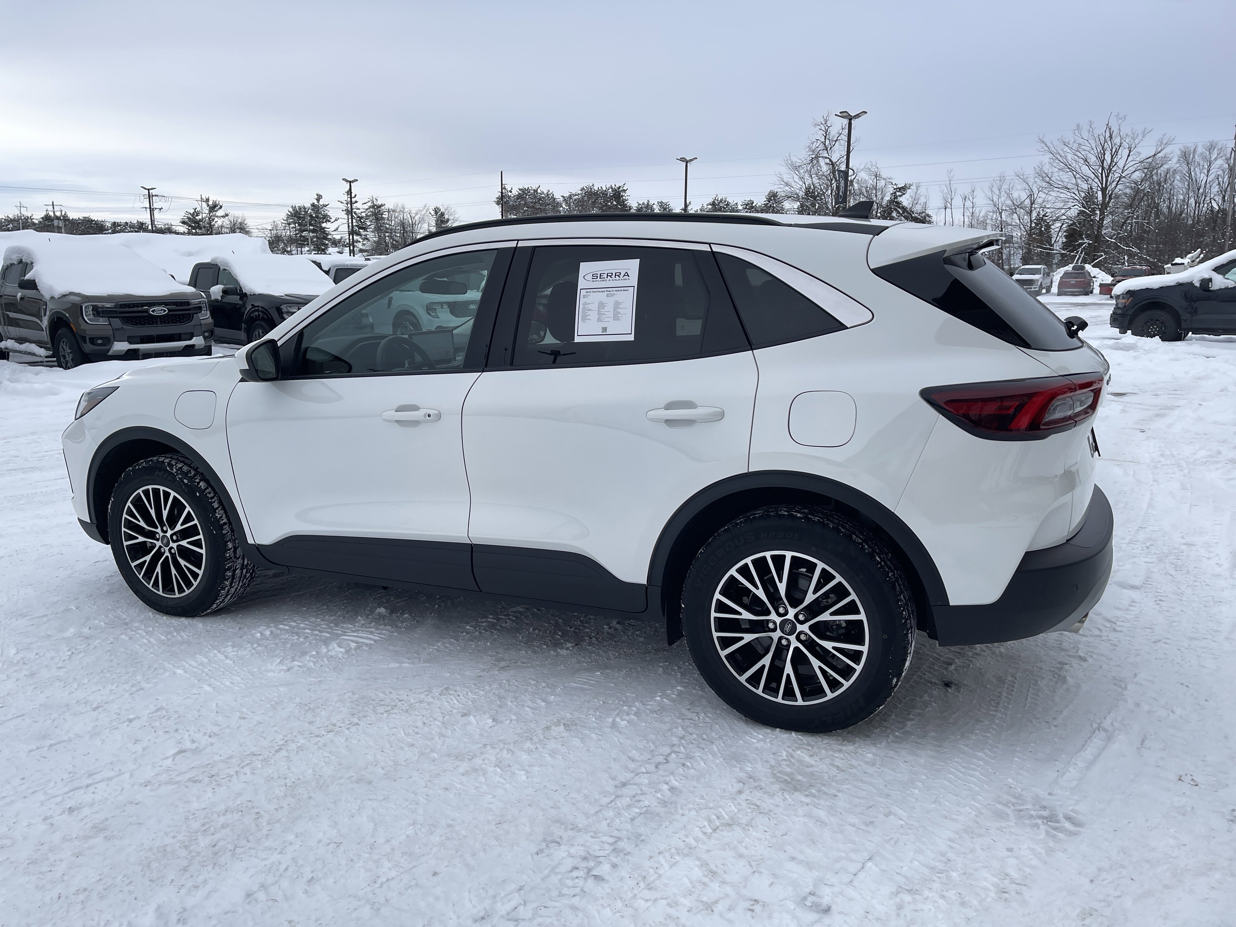 Used 2024 Ford Escape SE image 5