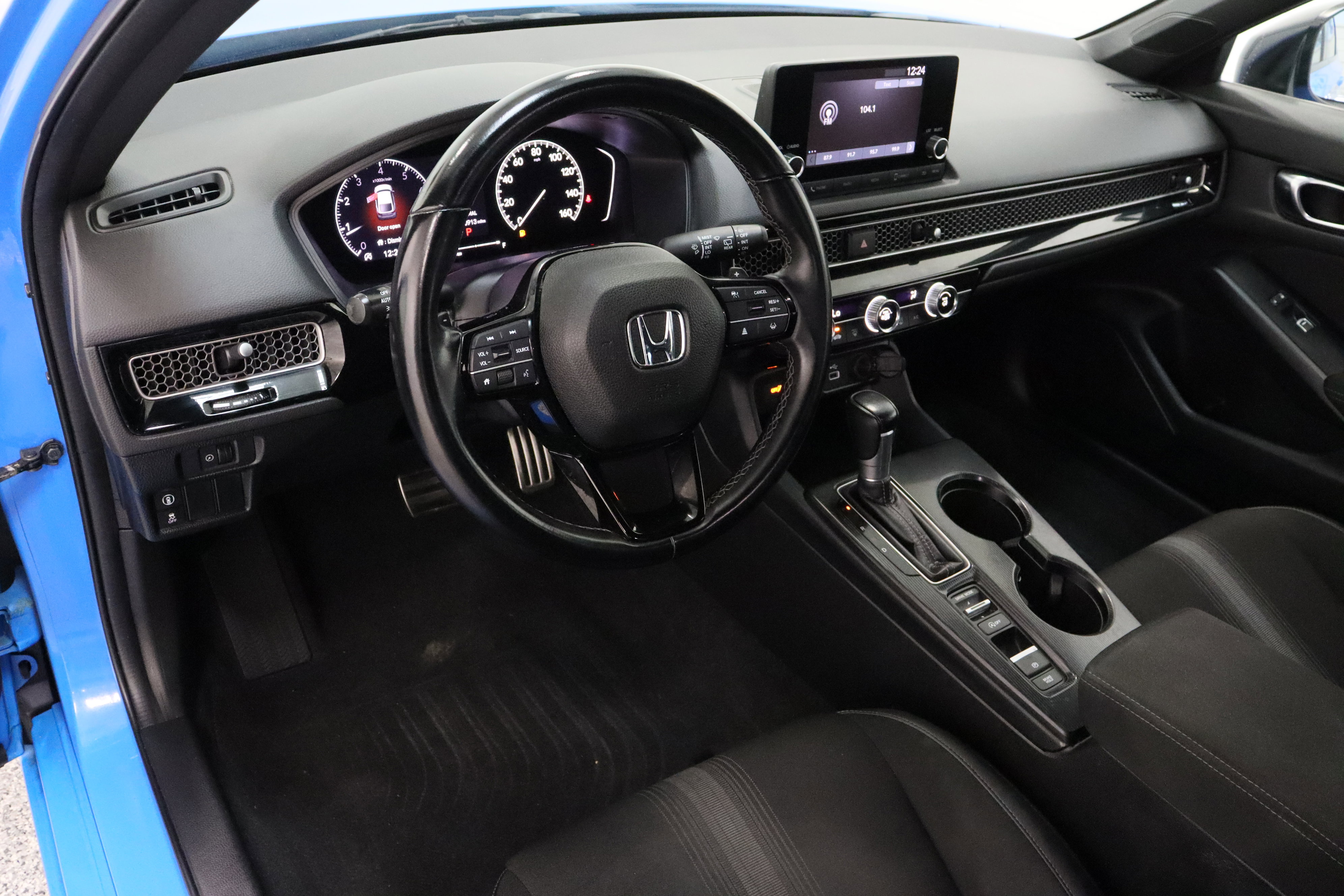 Used 2022 Honda Civic Sport image 12