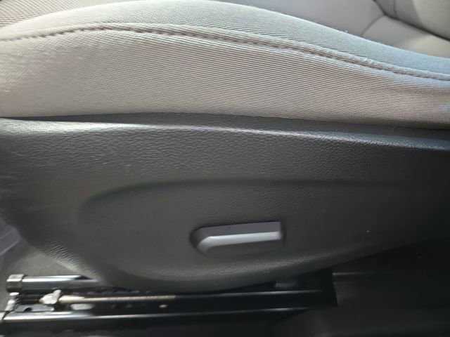 Used 2012 Chevrolet Cruze LT image 25