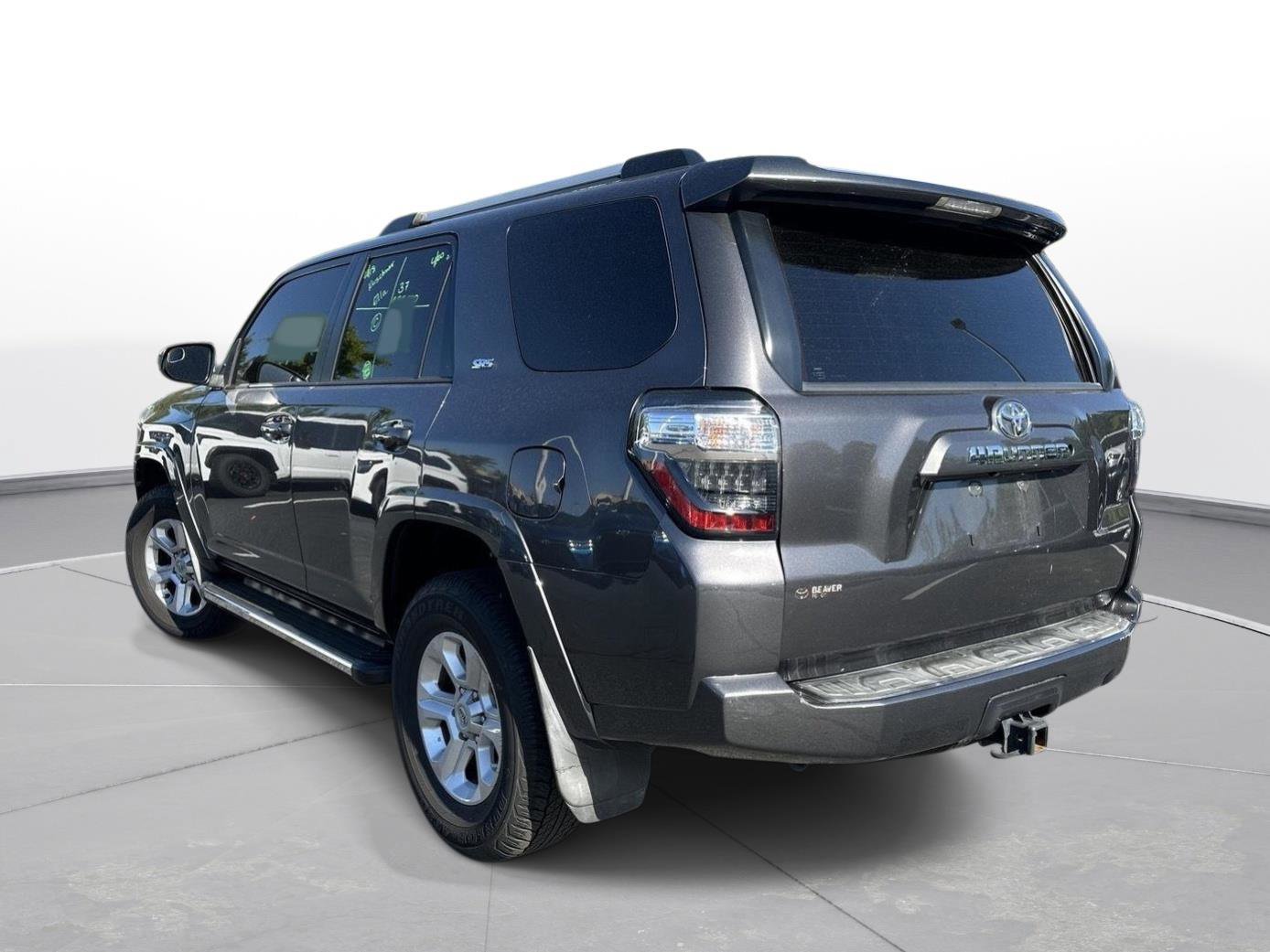 Used 2019 Toyota 4Runner SR5 AWD/4WD image 8