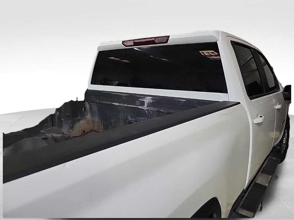 Used 2024 Chevrolet Silverado 2500 LT AWD/4WD image 15