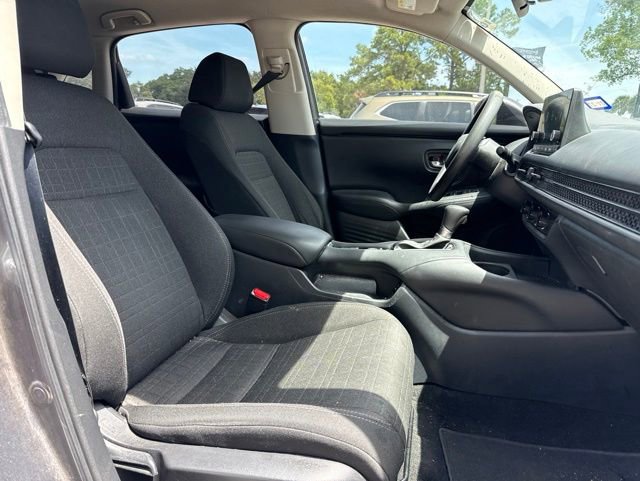 Used 2025 Honda HR-V LX image 9
