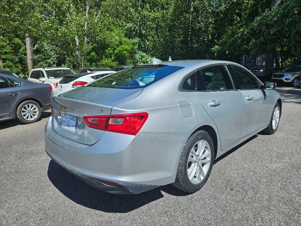 Used 2018 Chevrolet Malibu LT image 8