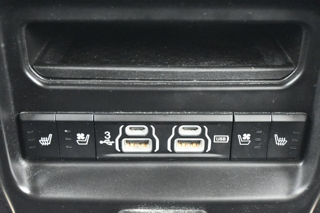 Used 2020 RAM 1500 Limited AWD/4WD image 25