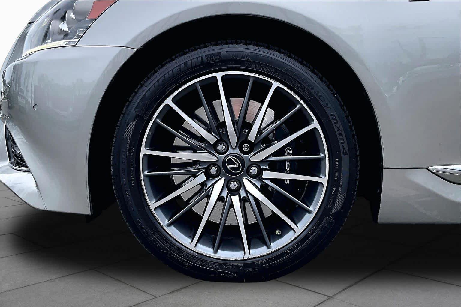 Used 2017 Lexus LS 460 F Sport w/ F Sport Package AWD/4WD image 10