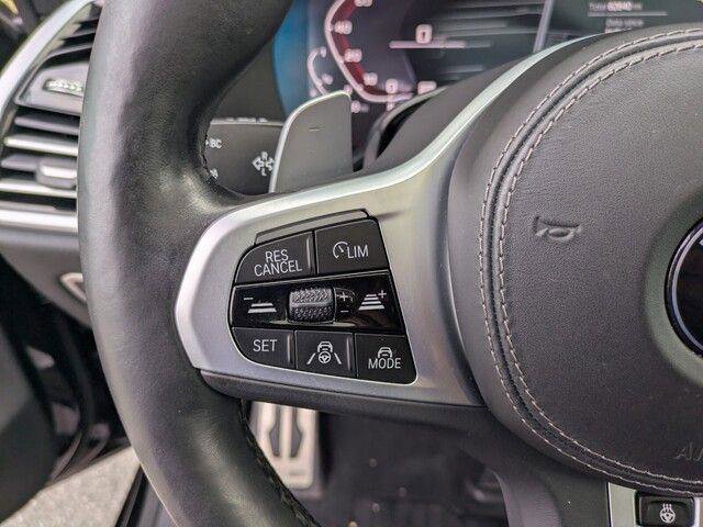 Used 2021 BMW X5 M50i image 21