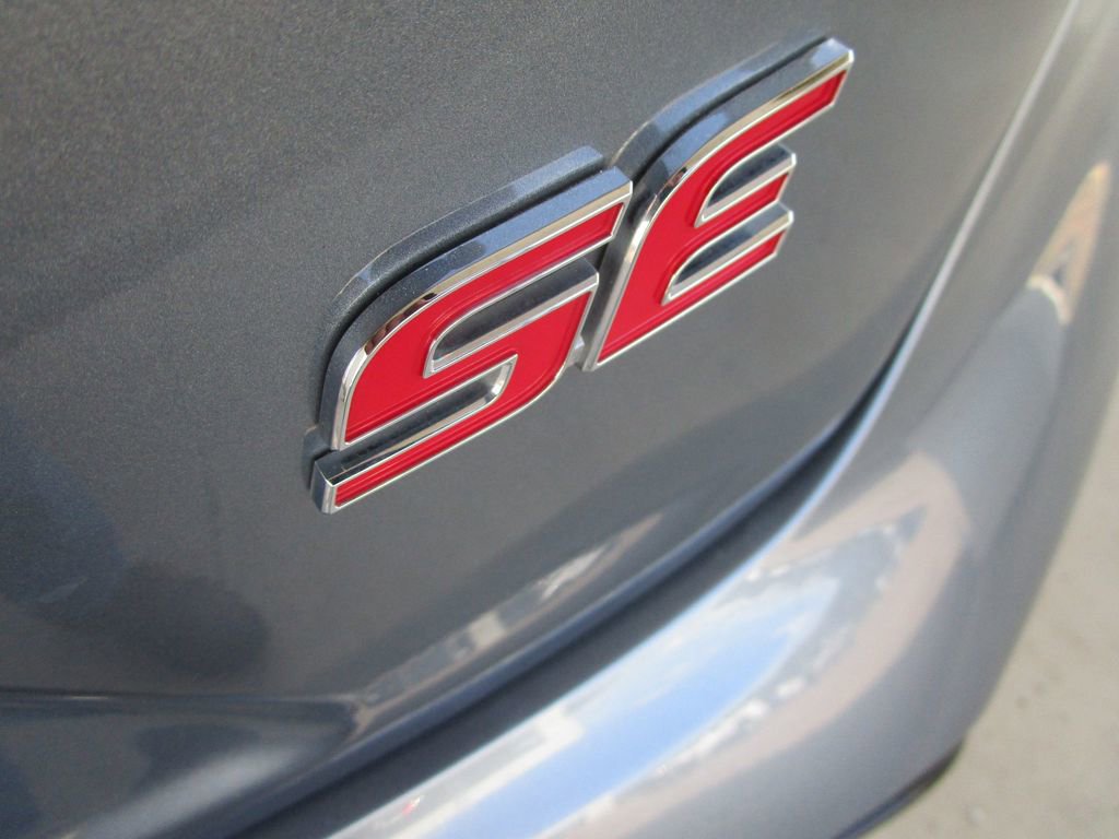 Used 2024 Toyota Corolla SE FWD image 12