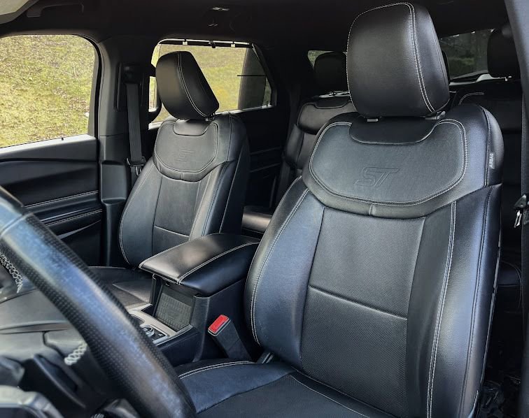 Used 2020 Ford Explorer ST w/ Premium Technology Package image 8