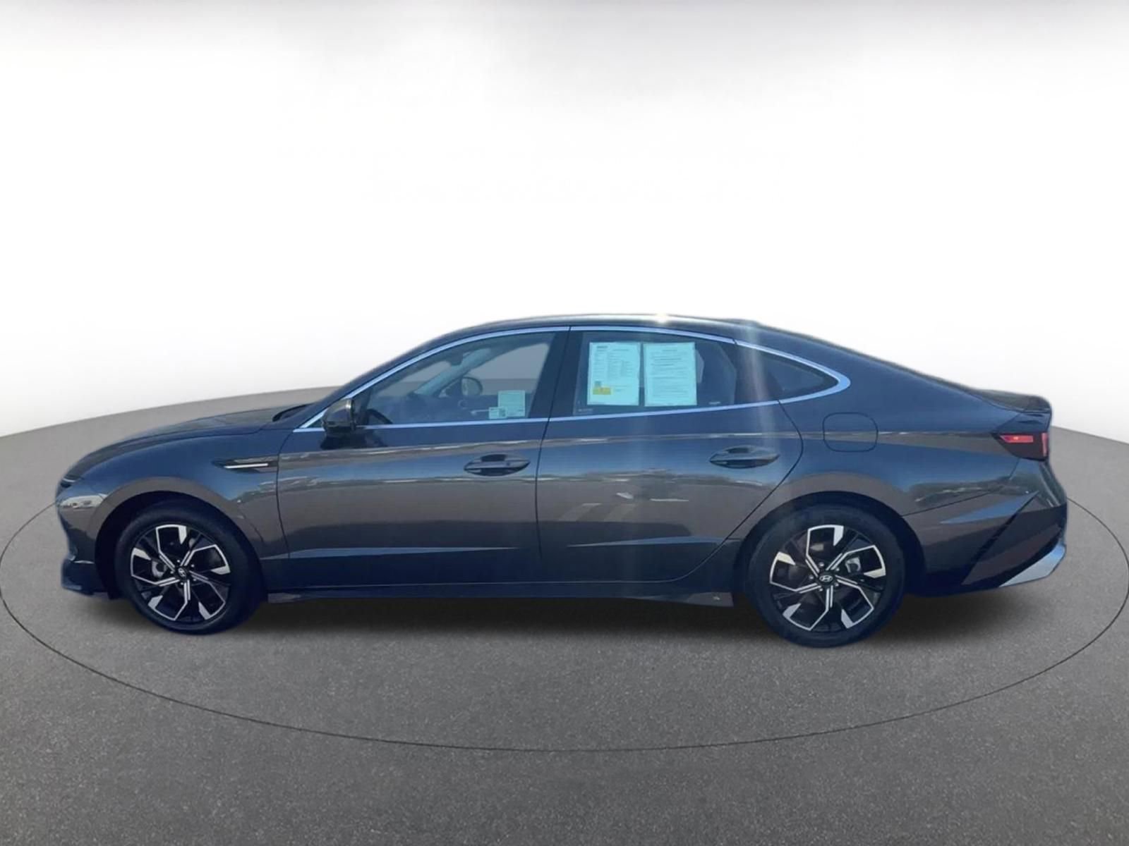 Used 2025 Hyundai Sonata SEL image 8