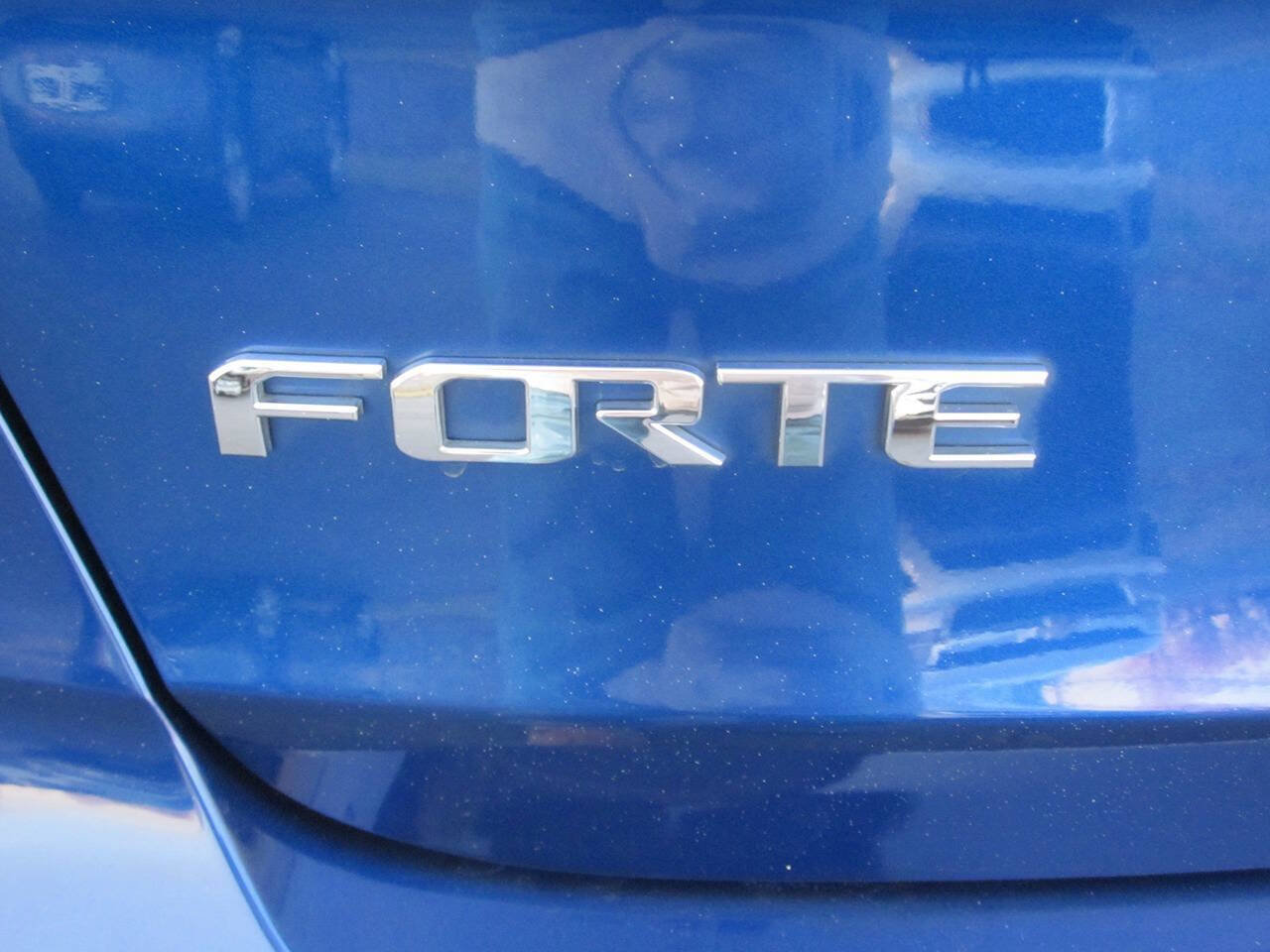 Used 2018 Kia Forte LX image 28