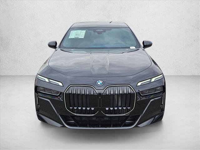 New 2026 BMW 750e xDrive image 6