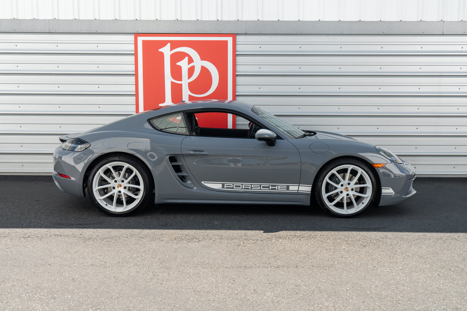 Used 2024 Porsche 718 Cayman RWD image 48