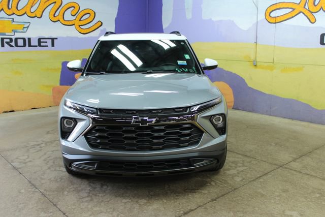 Used 2025 Chevrolet TrailBlazer ACTIV w/ Convenience Package image 3