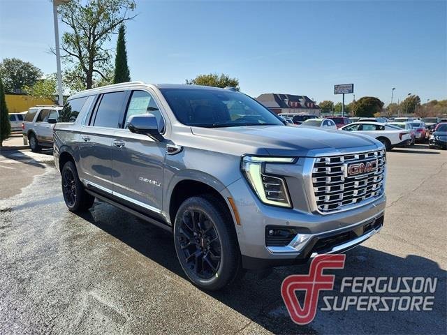 New 2026 GMC Yukon XL Denali w/ Sun & Power Step Package