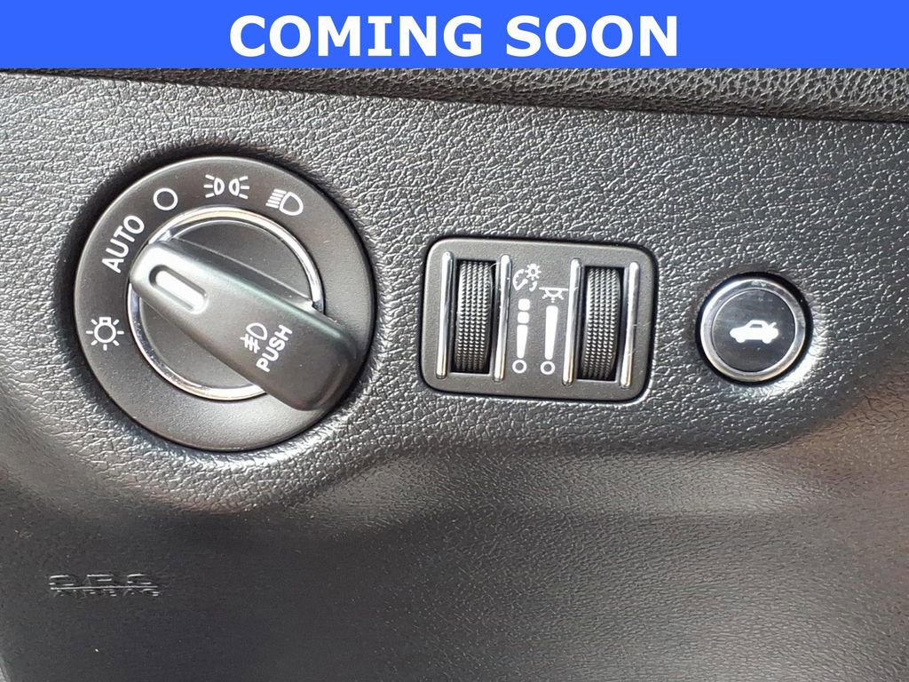 Used 2017 Chrysler 300 S AWD/4WD image 13