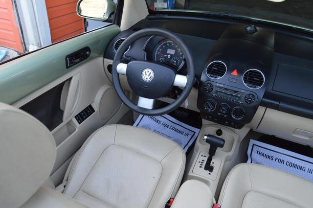 Used 2008 Volkswagen Beetle S image 40