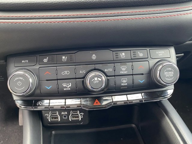 Used 2024 Dodge Durango GT image 22