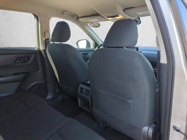 Used 2024 Nissan Rogue S AWD/4WD image 20