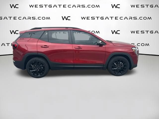 Used 2023 GMC Terrain SLE w/ Elevation Edition FWD image 7