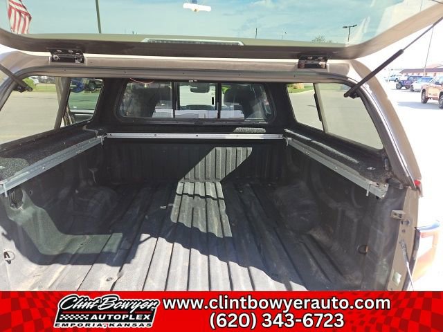 Used 2023 Nissan Titan PRO-4X w/ Pro-4x Convenience Package image 17