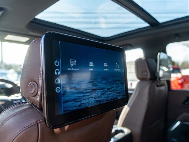 New 2026 Chevrolet Suburban High Country AWD/4WD image 38