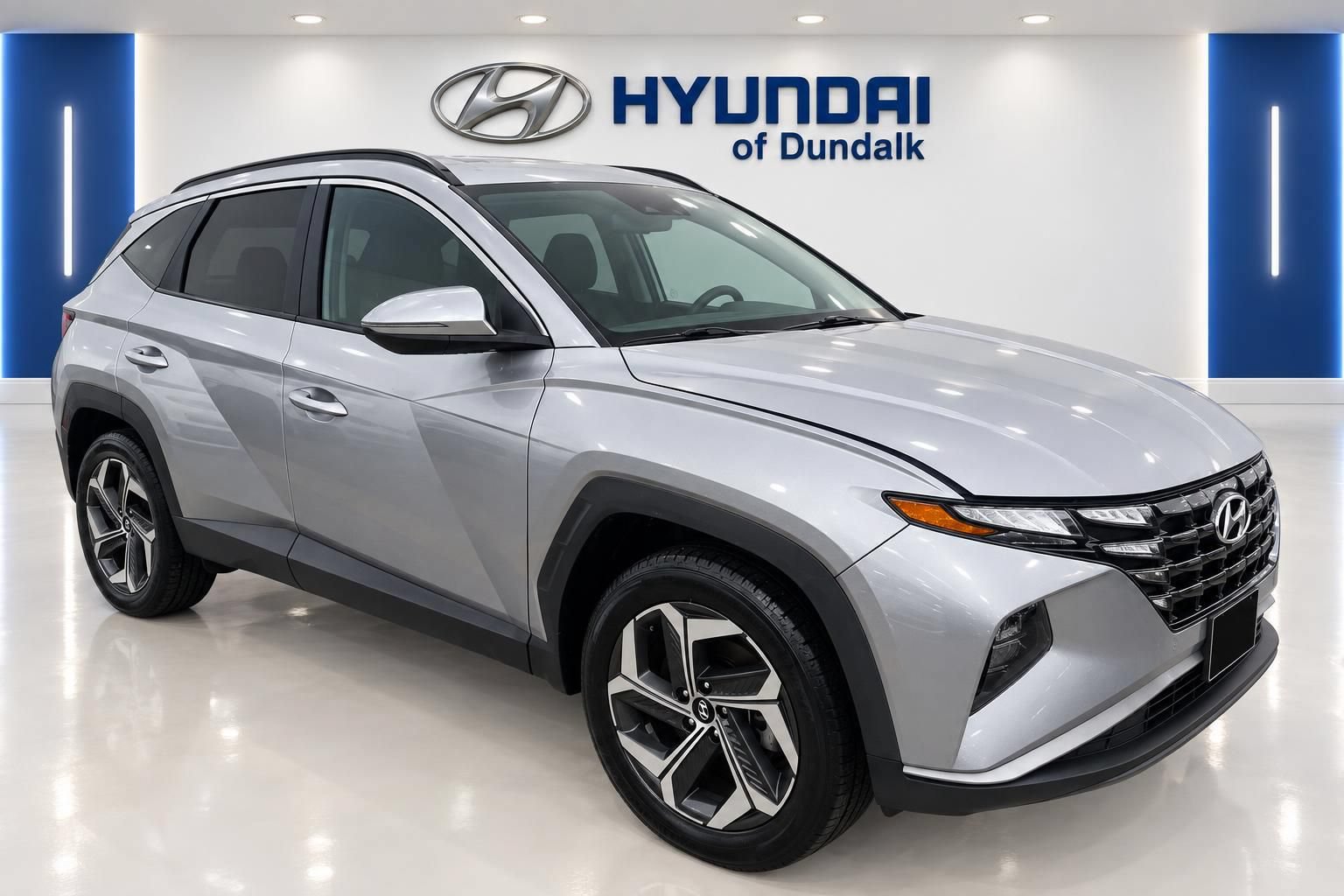 Used 2023 Hyundai Tucson SEL w/ Convenience Package AWD/4WD image 3