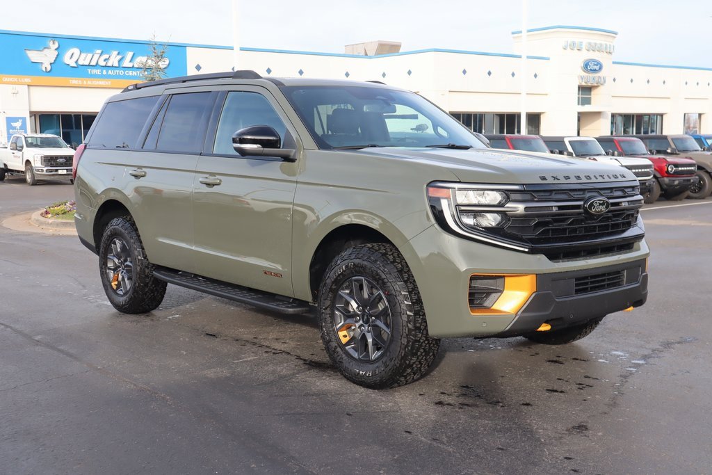 New 2025 Ford Expedition Tremor image 1