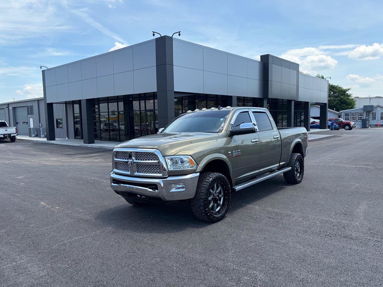 Used 2015 RAM 2500 Laramie AWD/4WD image 7