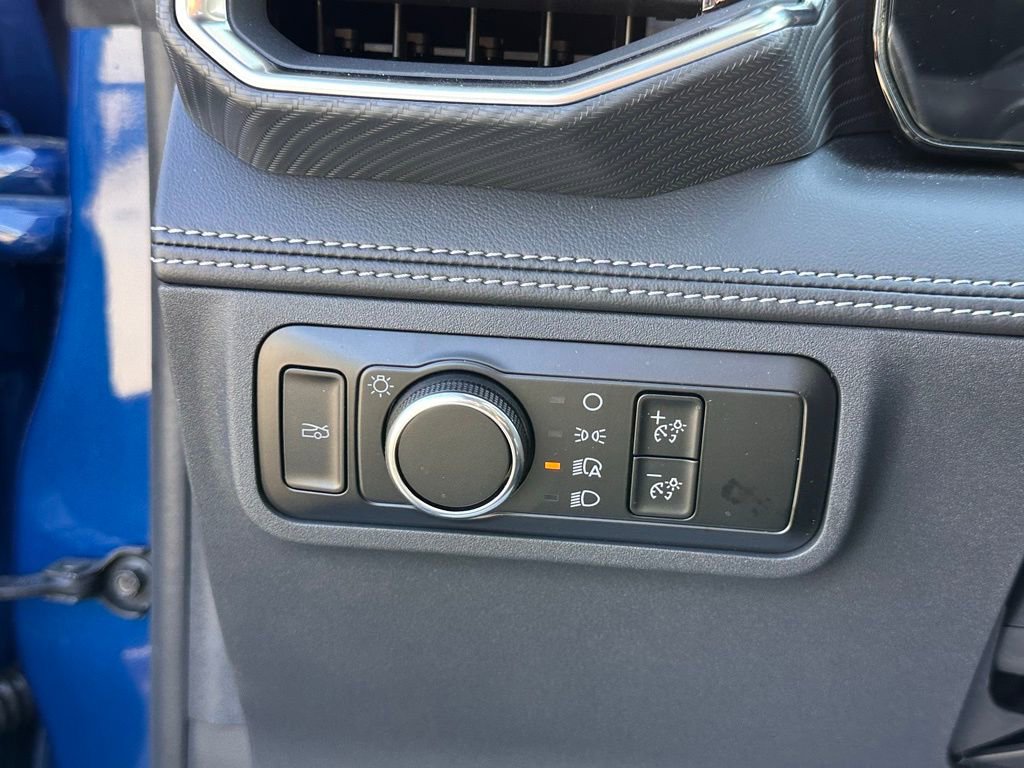 Used 2024 Ford Mustang GT Premium image 28