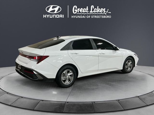 Used 2024 Hyundai Elantra SE image 6