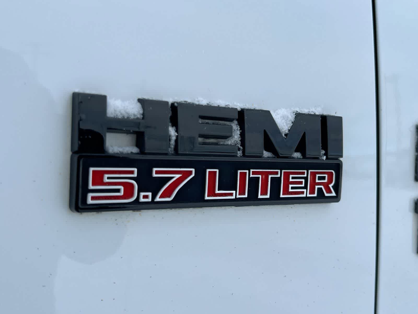 Used 2013 RAM 1500 Express image 13