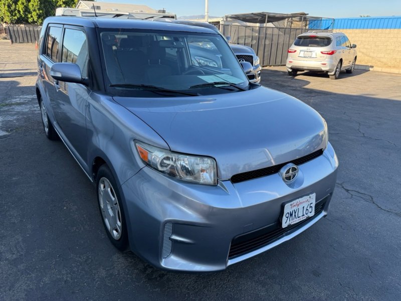 Used 2012 Scion xB image 3