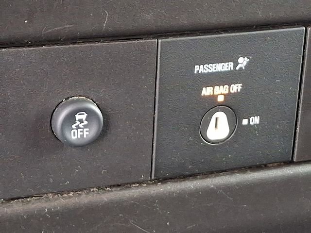 Used 2020 Chevrolet Express 2500 w/ Driver Convenience Package image 25