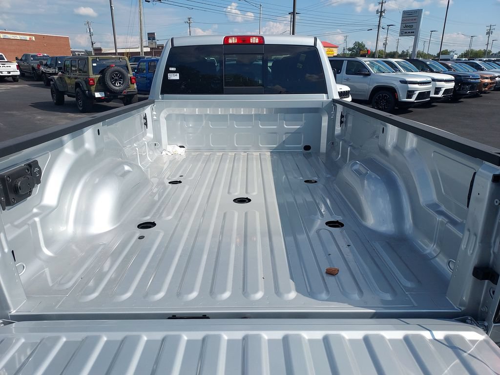 New 2027 RAM 3500 Tradesman AWD/4WD image 9