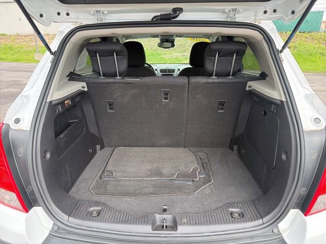 Used 2016 Chevrolet Trax LT AWD/4WD image 17