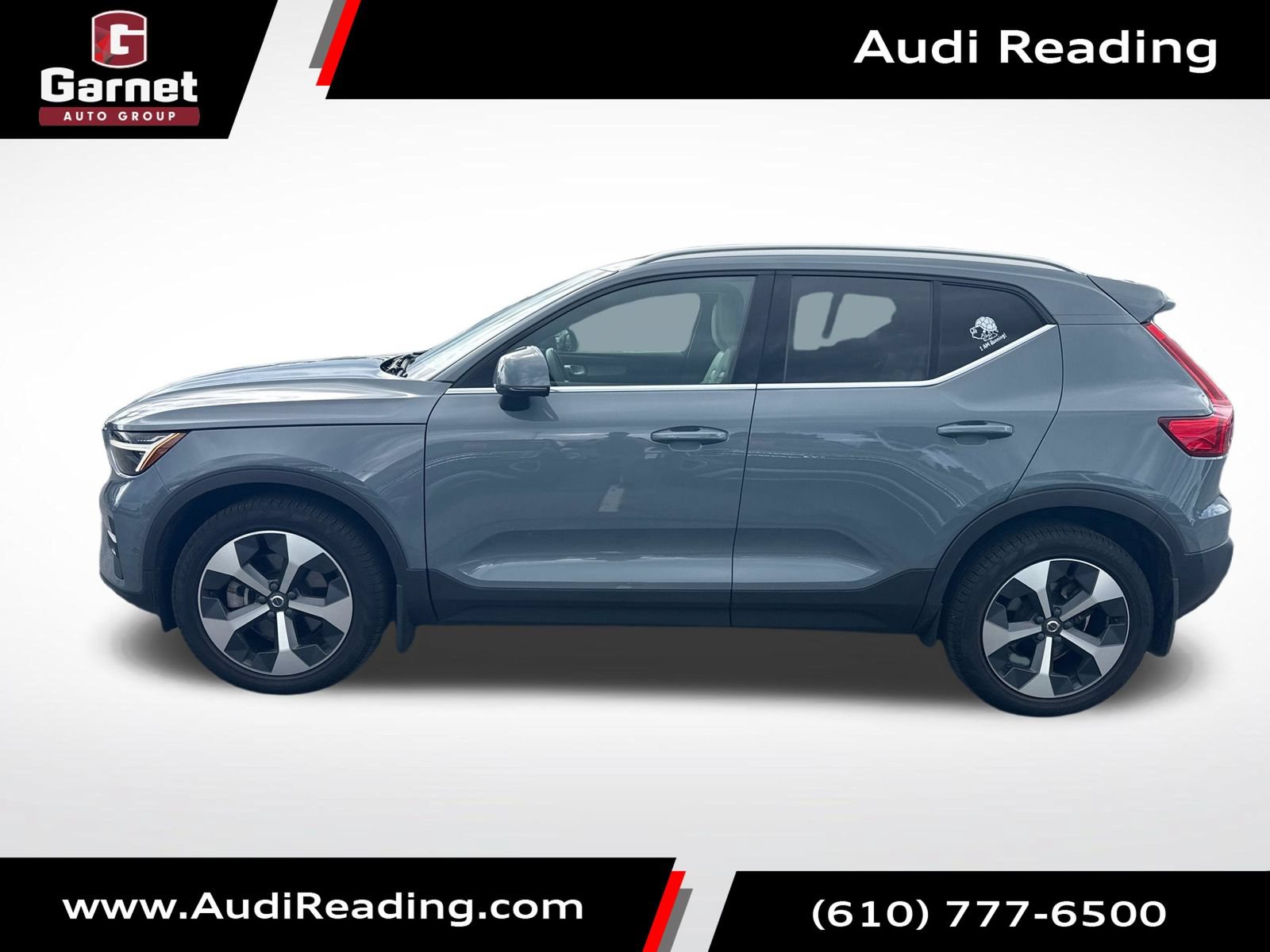 Used 2023 Volvo XC40 B5 Ultimate AWD/4WD image 2