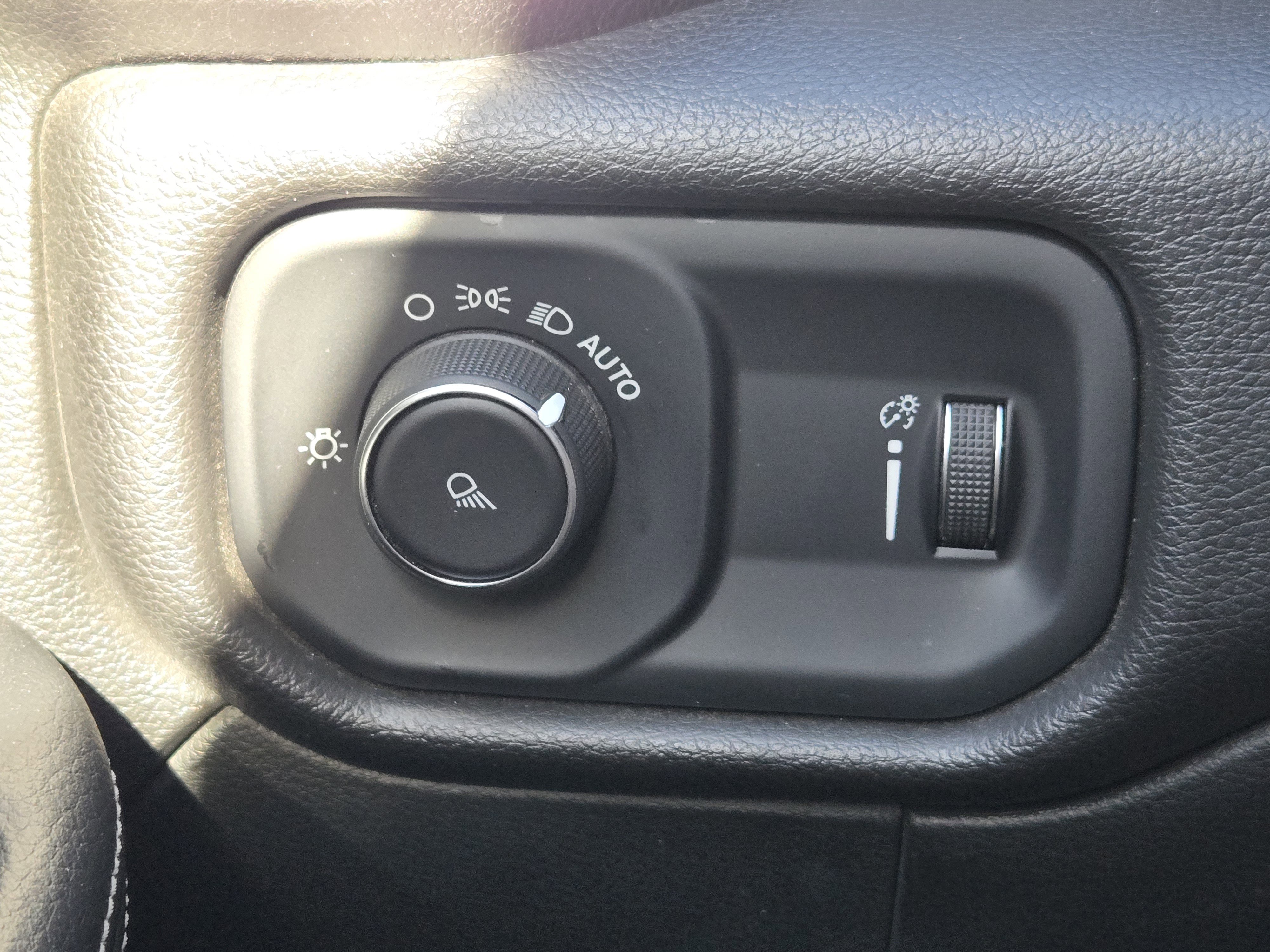 Used 2022 RAM 2500 Big Horn image 25