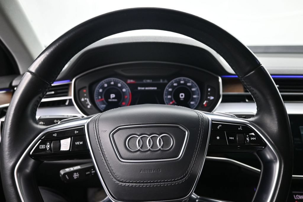 Used 2020 Audi A8 L 3.0T w/ Executive Package AWD/4WD image 14