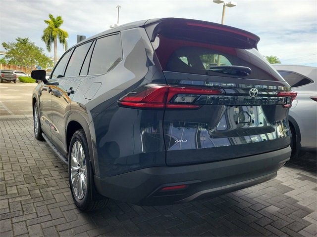 New 2026 Toyota Grand Highlander Platinum image 3