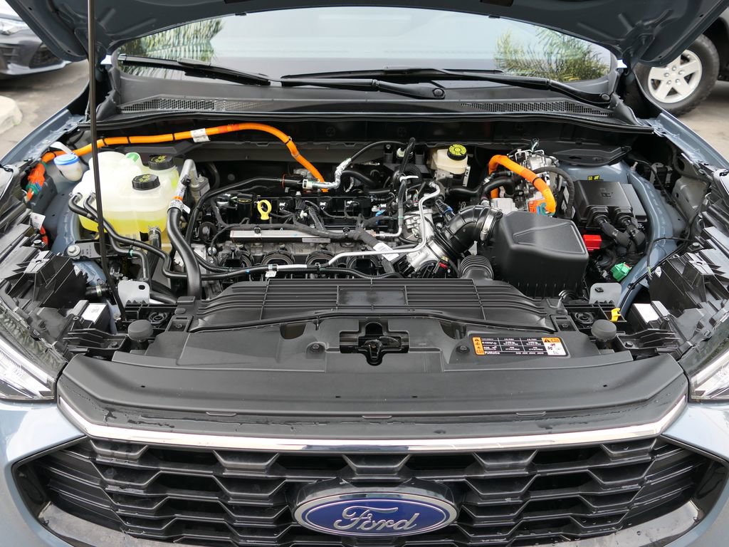 Used 2025 Ford Escape ST-Line w/ Equipment Group 301A image 25