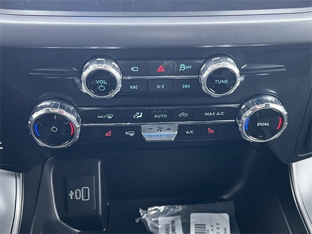 New 2025 Ford F150 Lightning XLT image 18