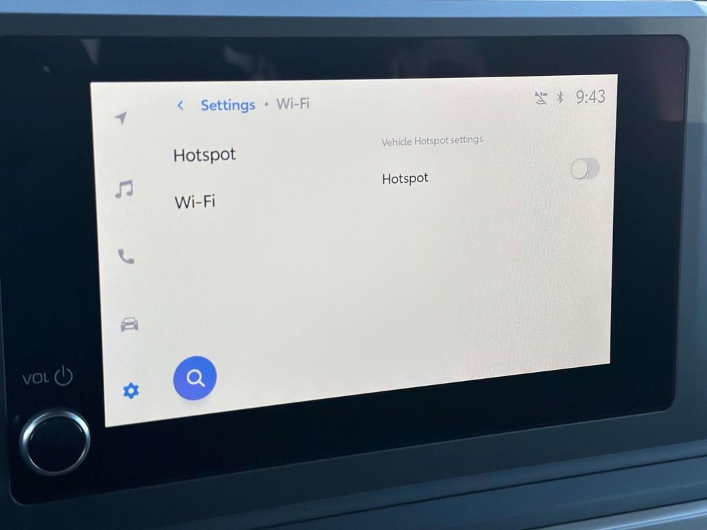 Certified 2025 Toyota Tacoma SR image 19