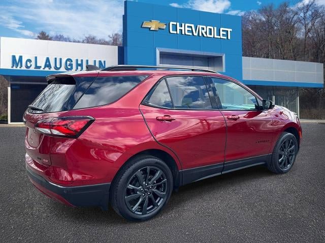Certified 2023 Chevrolet Equinox RS w/ RS Leather Package AWD/4WD image 3