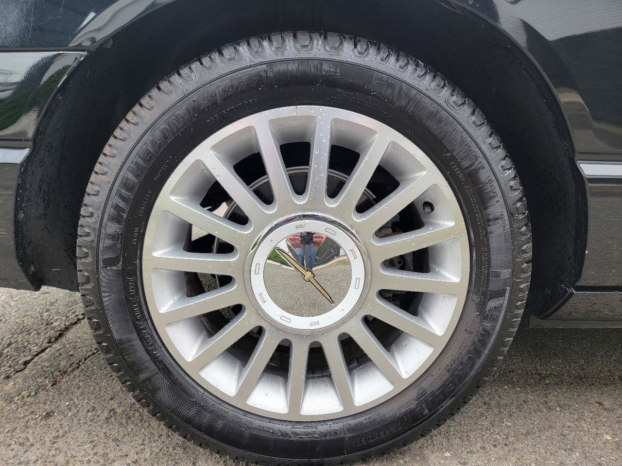 Used 2004 Ford Thunderbird RWD image 24