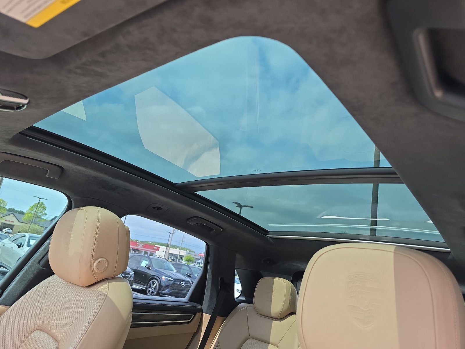 Used 2020 Porsche Cayenne Turbo AWD/4WD image 18