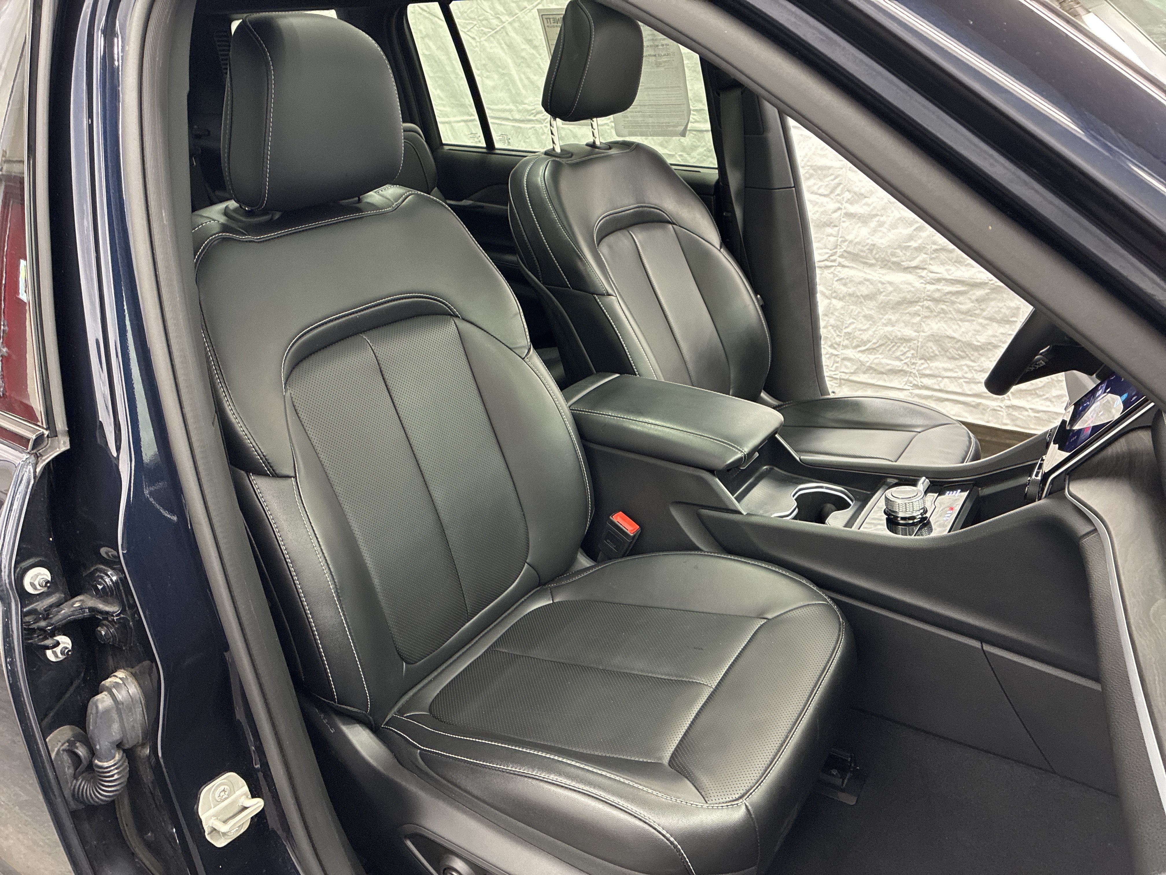 Certified 2024 Jeep Grand Cherokee L Limited w/ Luxury Tech Group II AWD/4WD image 17